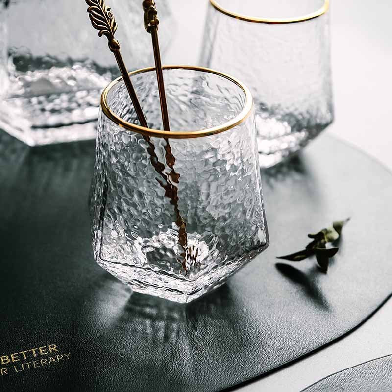 GLSS - Service de tasses en verre sans plomb