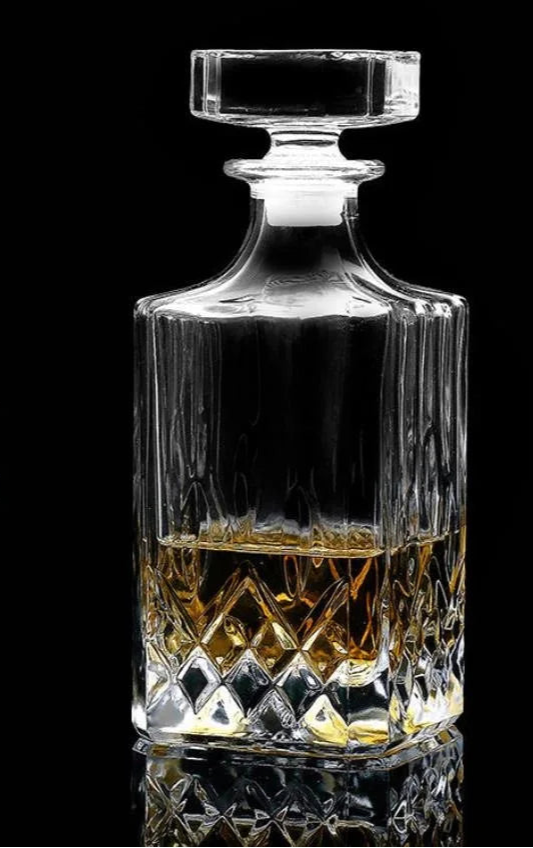 CRYS - Carafe à Whisky en cristal gravé